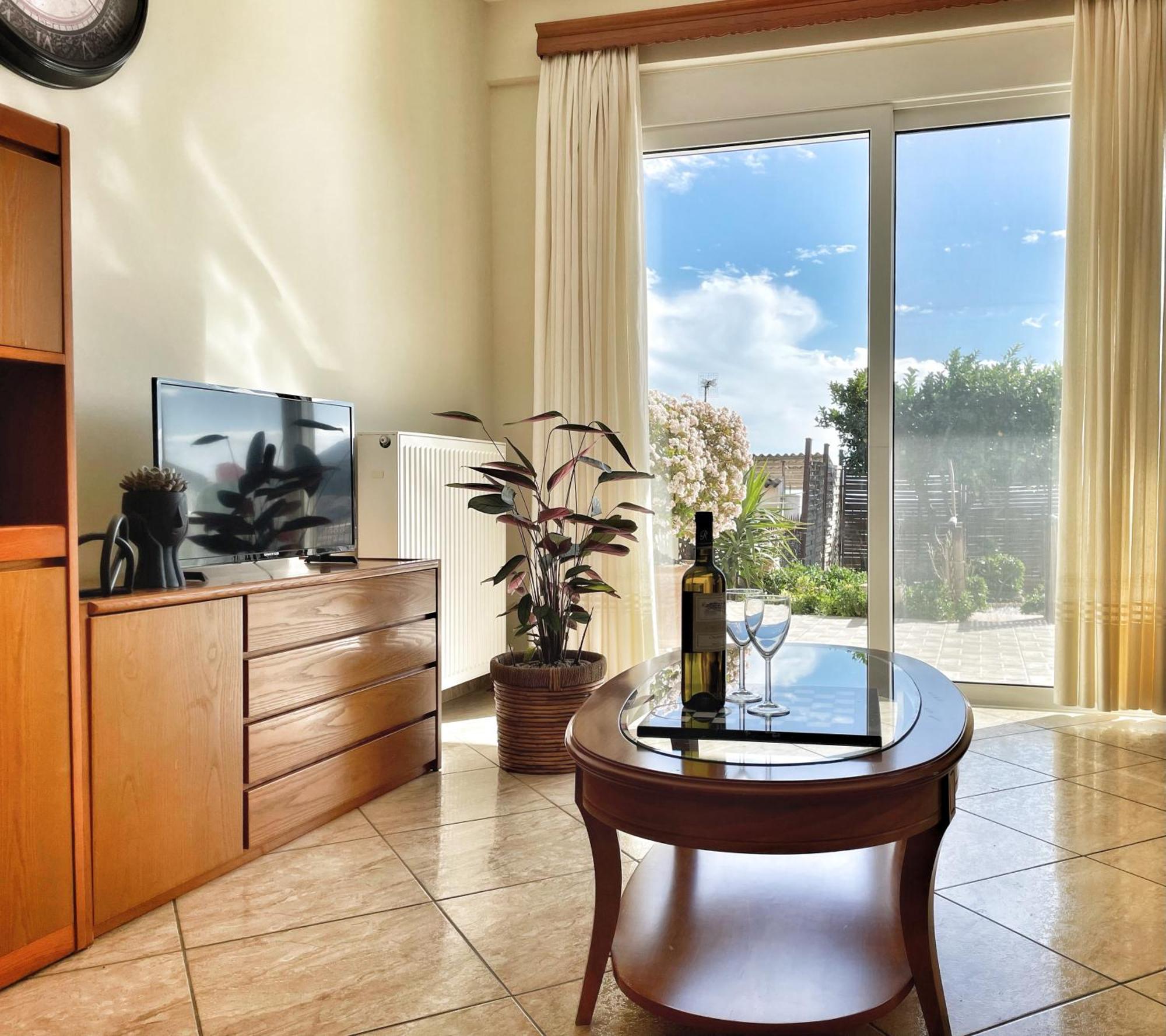 Gardenbnb- With Garden & Seaview Apartment Artemida (Attica)